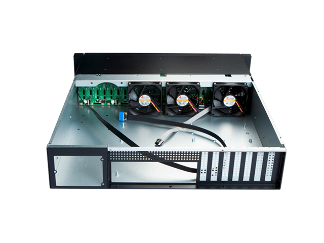iStarUSA U-224HD 2U 24-Bay 2.5" Storage Server Rackmount Chassis — view 6
