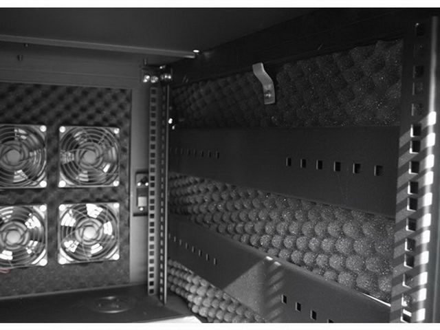 iStarUSA WQ-990 9U 900mm Depth Ultimate Quiet Server Cabinet — view 7