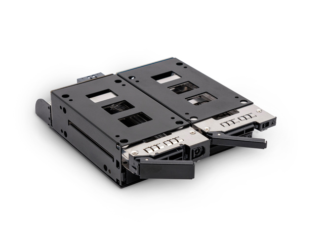 iStarUSA BPM-CAP625-HU2 5.25" to 2x 2.5" U.2 NVMe SSD & 4x 2.5" 12Gb/s HDD SSD Hot-swap Rack — view 3