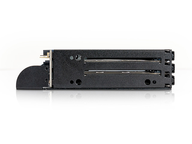 iStarUSA BPM-CEP725-HD 5.25" to 7x 2.5" 12Gb/s HDD SSD Hot-swap Rack — view 4