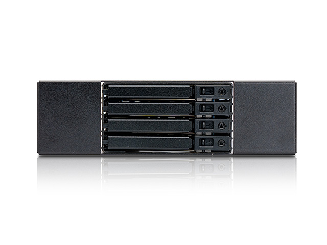iStarUSA BPM-KCP425-HD 5.25" to 4x 2.5" 12Gb/s HDD SSD Hot-swap Rack — view 2