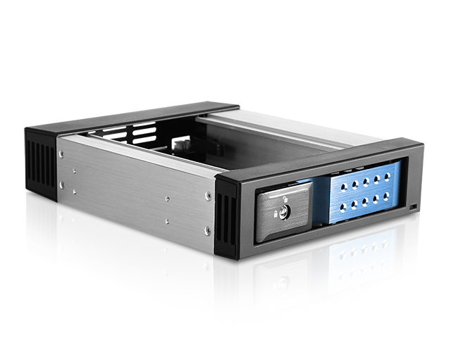 iStarUSA BPN-DE110HD — Trayless 5.25" to 3.5" 12Gb/s HDD Hot-swap Rack