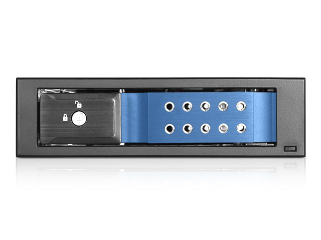 iStarUSA BPN-DE110HD Trayless 5.25" to 3.5" 12Gb/s HDD Hot-swap Rack — view 2