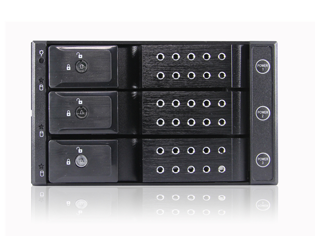 iStarUSA BPN-DE230P Trayless 2x 5.25" to 3x 3.5" 12Gb/s HDD Hot-swap Rack with Independent HDD Power Switch — view 2