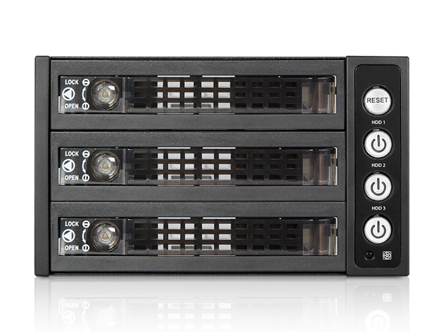iStarUSA BPU-230SATA-KL 2x 5.25" to 3x 3.5" 2.5" SAS SATA 6 Gbps HDD SSD Hot-swap Rack with Key Lock — view 2