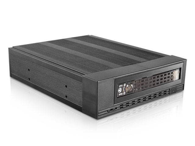 iStarUSA T-7M1-SATA-KL — 5.25" to 3.5" 2.5" SATA SAS 6 Gbps HDD SSD Hot-swap Rack with Key Lock